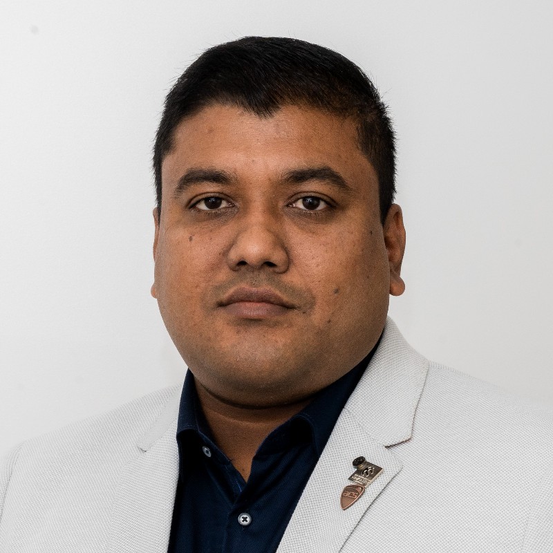 phdHolder Image